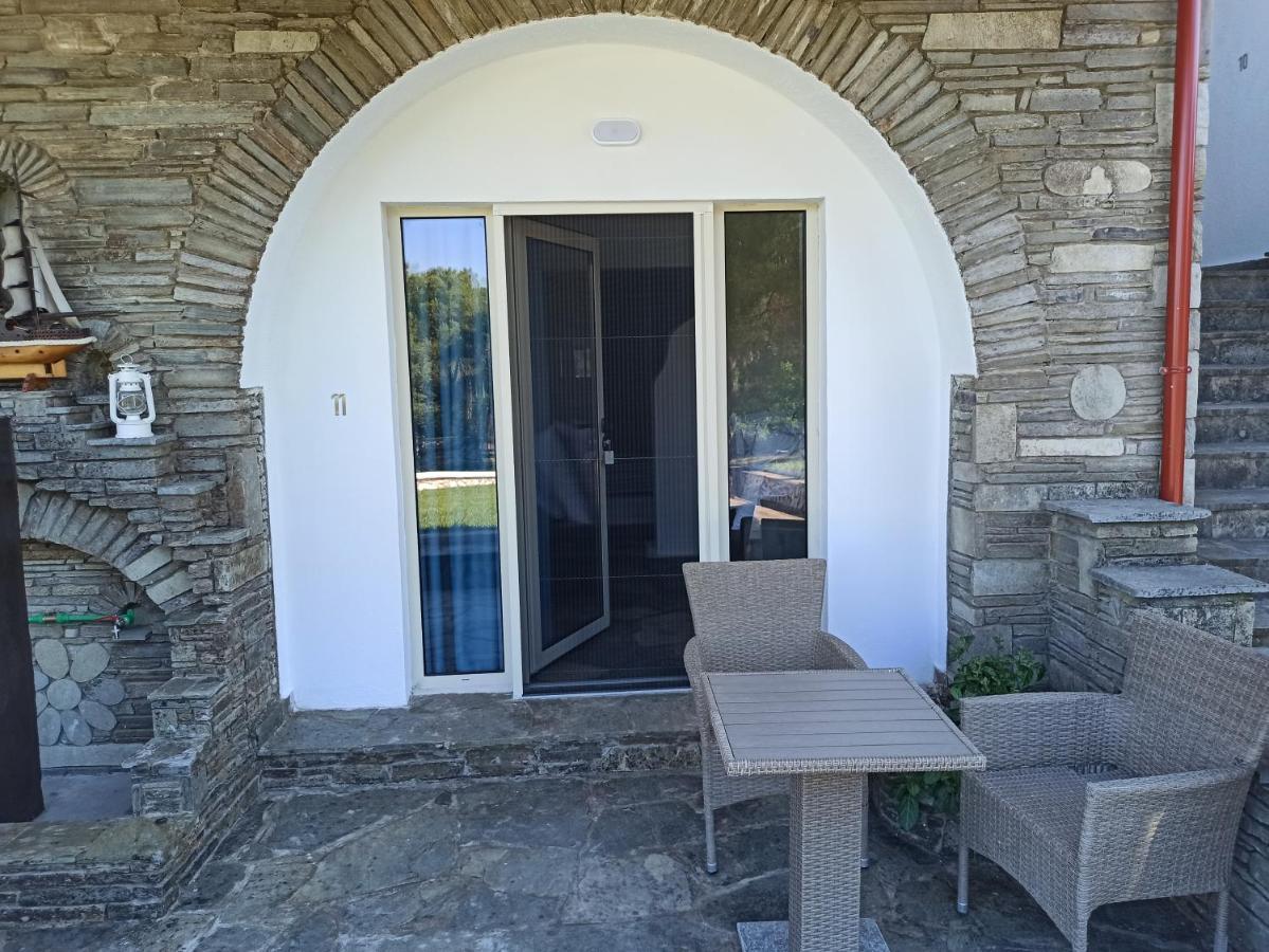Petra Mare Suites Vourvourou Exterior foto