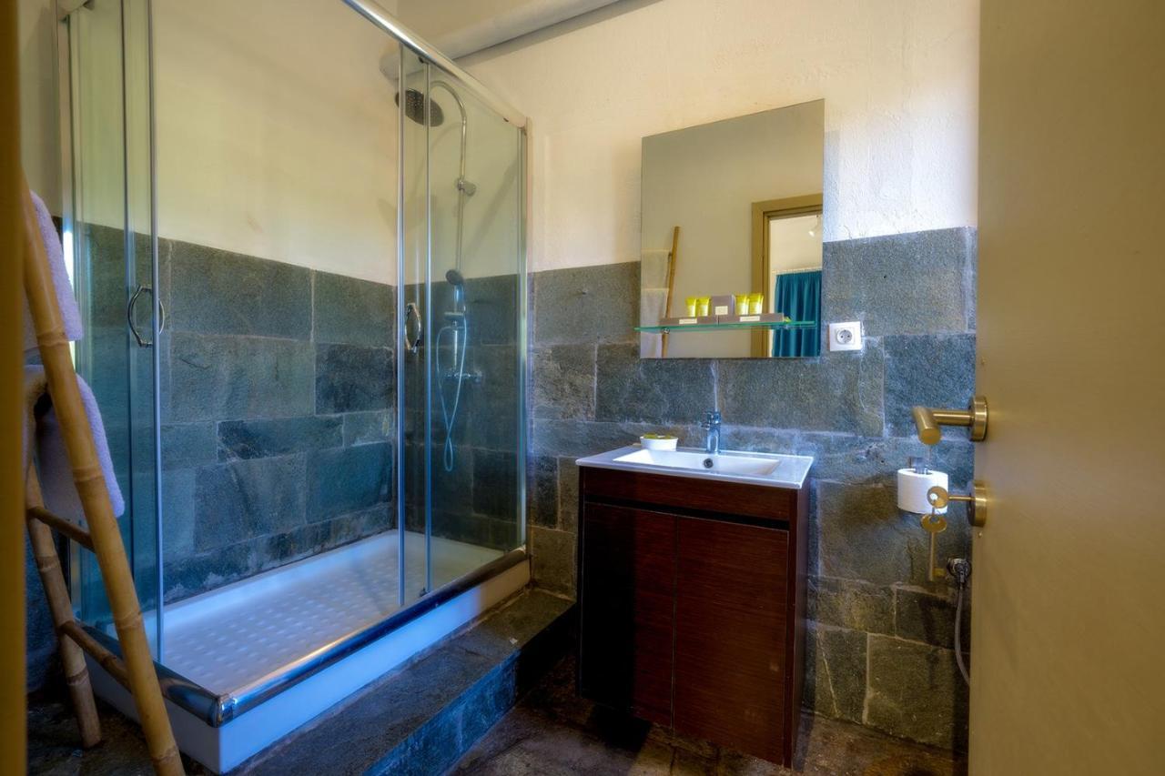 Petra Mare Suites Vourvourou Exterior foto