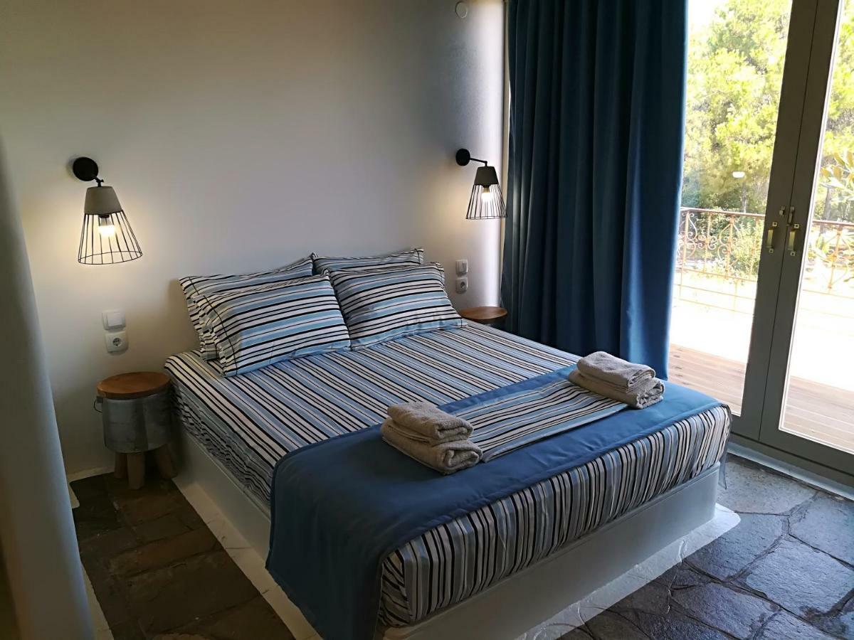Petra Mare Suites Vourvourou Exterior foto